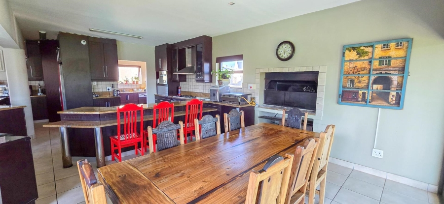 4 Bedroom Property for Sale in Myburgh Park Western Cape